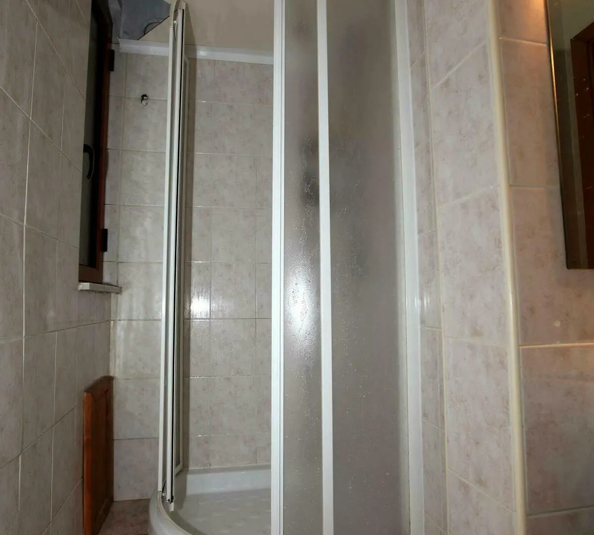 Arduino Apartment Αλγκέρο 0*,